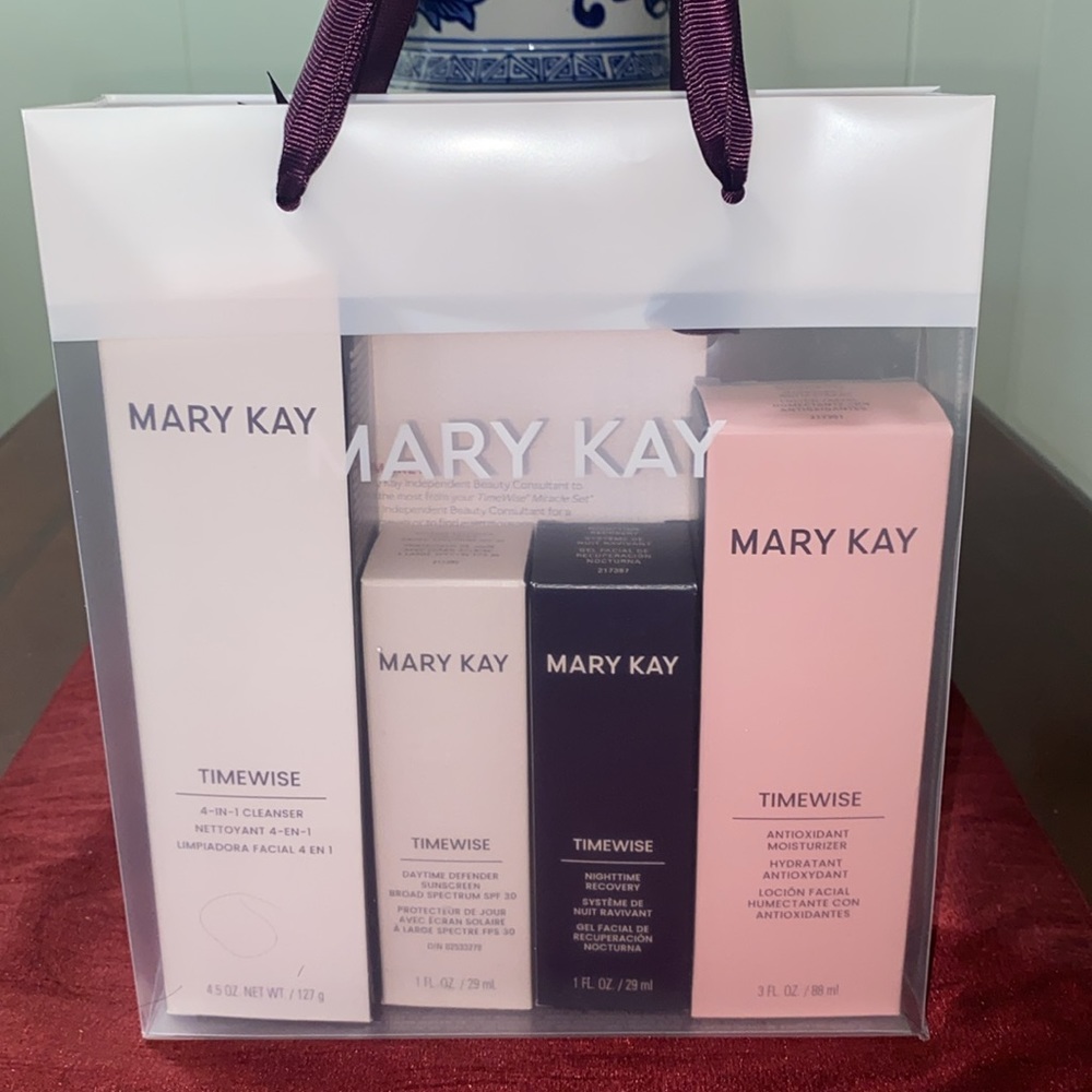 Mary Kay TimeWise Miracle Set - Combination/Oily Skin